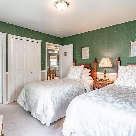 Abacot Hall Bed & Breakfast Niagara-on-the-Lake Eksteriør billede