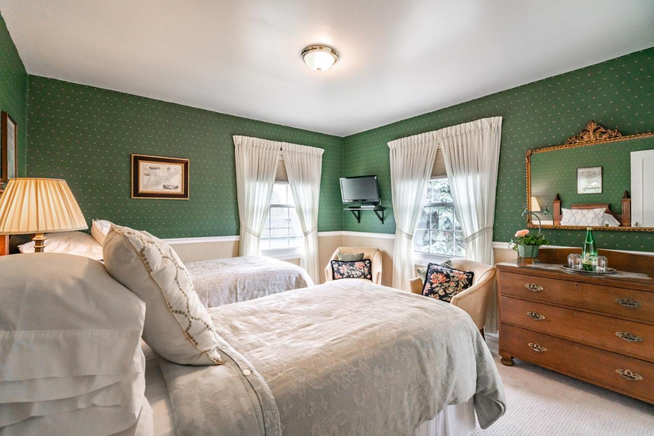 Abacot Hall Bed & Breakfast Niagara-on-the-Lake Eksteriør billede